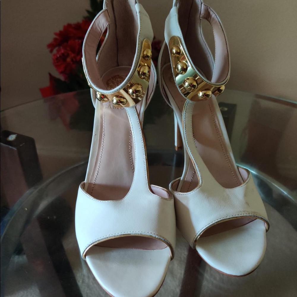 Beautiful Vince Camuto high heel sandals